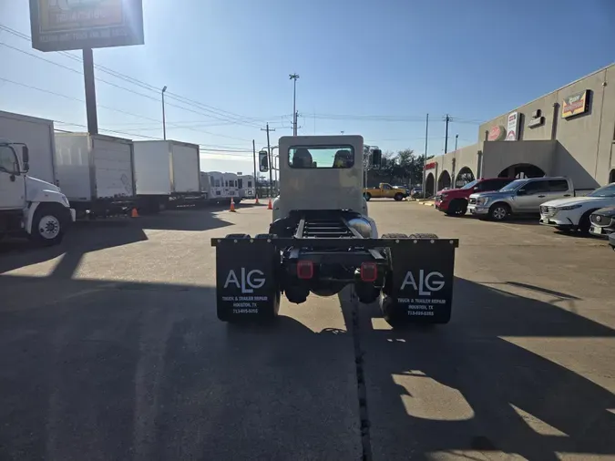 2018 Peterbilt 337