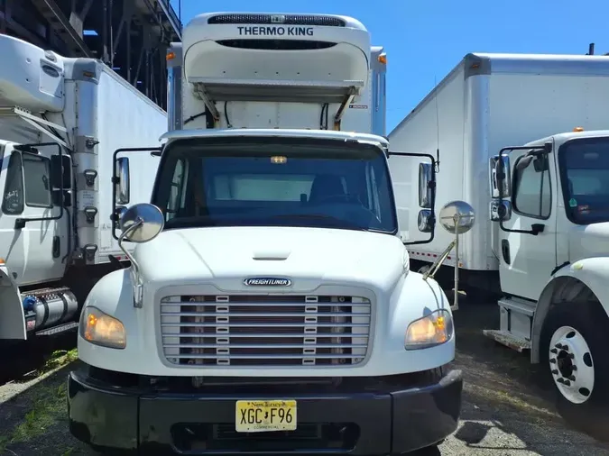2018 FREIGHTLINER M2 106