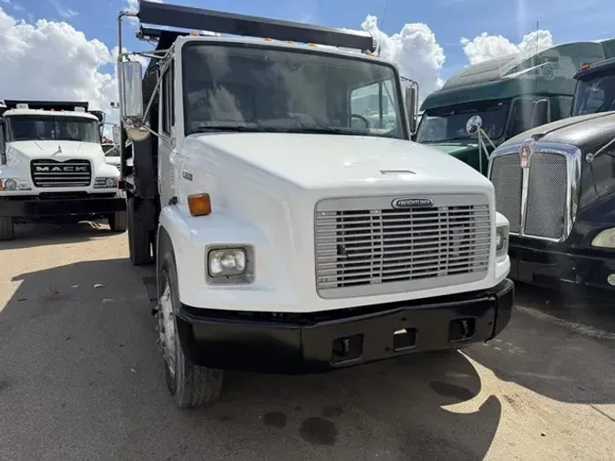 1996 FREIGHTLINER FL70ec7a0e802a5d780838bf6f2c40a95d67