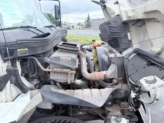 2019 NAVISTAR INTERNATIONAL 4300