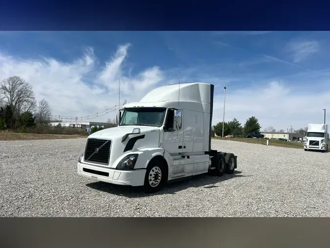 2018 Volvo VNL 740