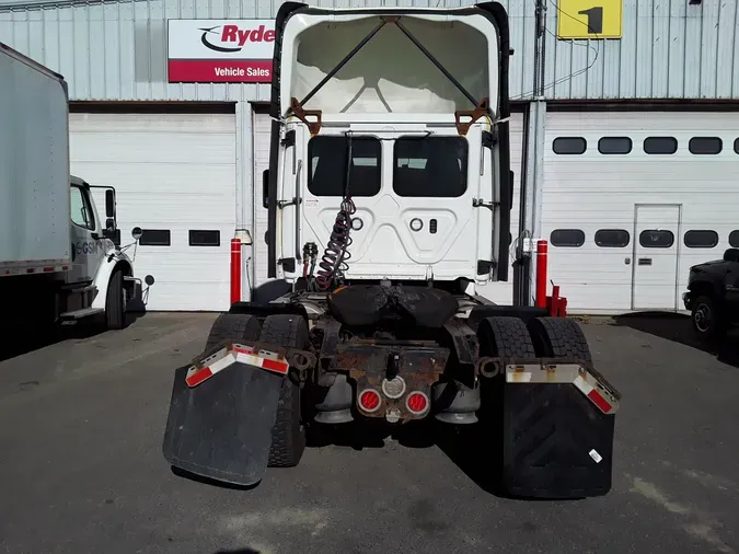 2018 FREIGHTLINER/MERCEDES CASCADIA 125