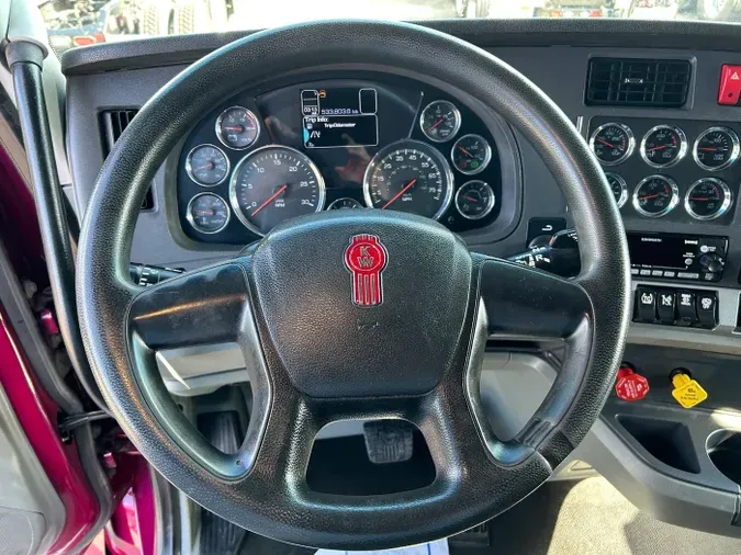 2022 Kenworth T680
