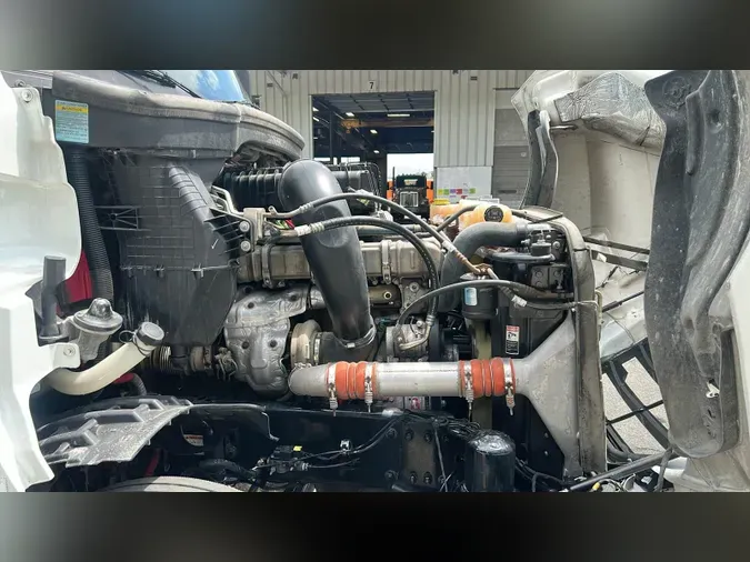 2021 Freightliner Cascadia 126ec85d9669a9200d245a6ce7a36b94e78