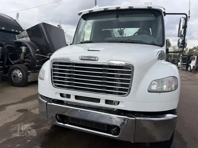 2015 FREIGHTLINER BUSINESS CLASS M2 106ec89143a22d3a9acb188e721eeb814f9