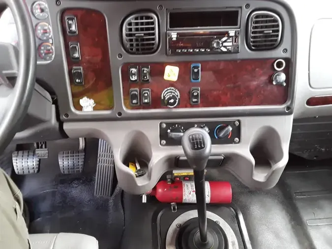 2019 FREIGHTLINER/MERCEDES M2 106