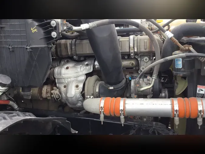 2021 Freightliner Cascadia 126