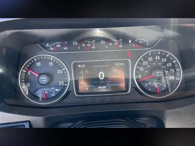 2020 INTERNATIONAL LT