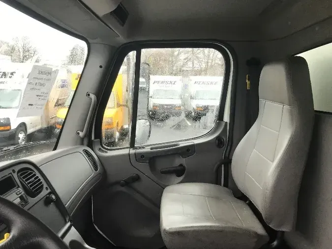 2017 Freightliner M2