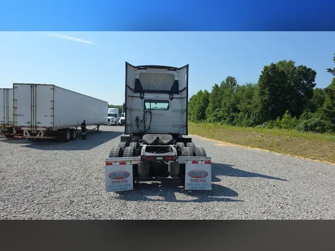 2018 Volvo VNL300