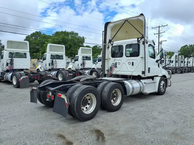 2020 FREIGHTLINER/MERCEDES NEW CASCADIA PX12664