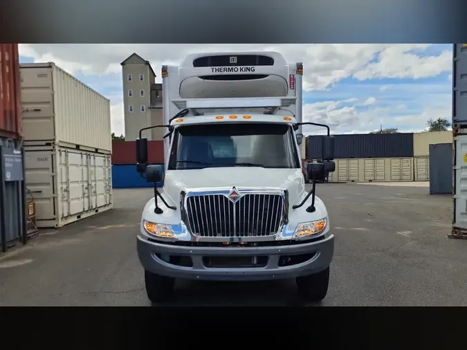 2020 NAVISTAR INTERNATIONAL MV607 (4X2)
