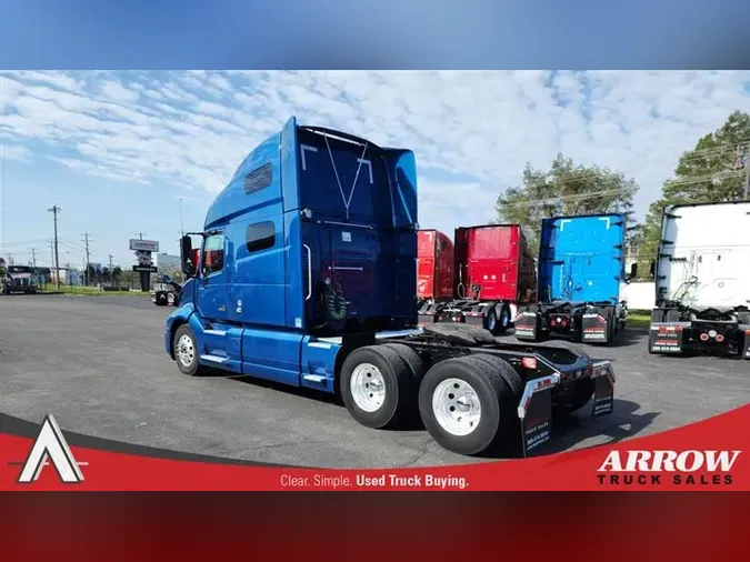 2023 VOLVO VNL760