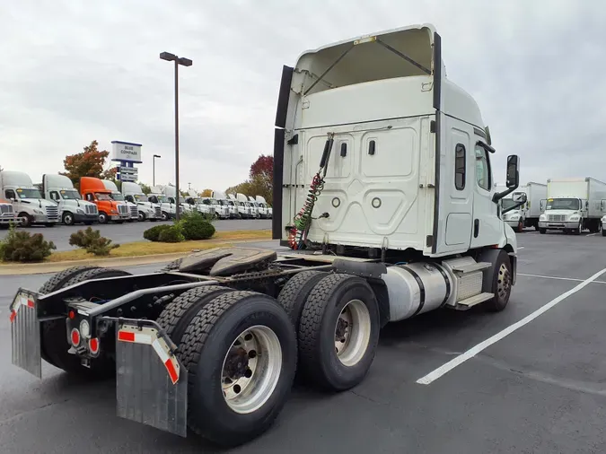 2020 FREIGHTLINER/MERCEDES NEW CASCADIA 116