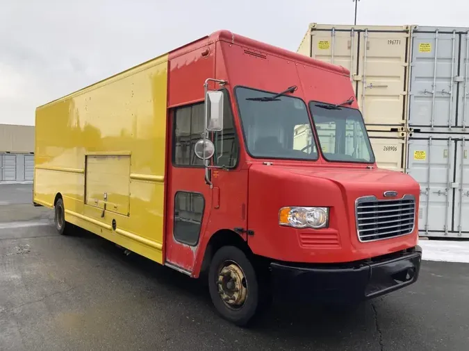 2016 FRTLR CUSTOM CHASSIS CORP MT55ec9eebc6e6db63823df9b9704d02d5ea