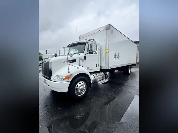 2020 Peterbilt 337