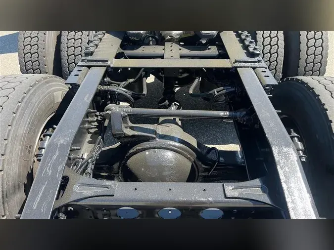 2019 INTERNATIONAL RH613