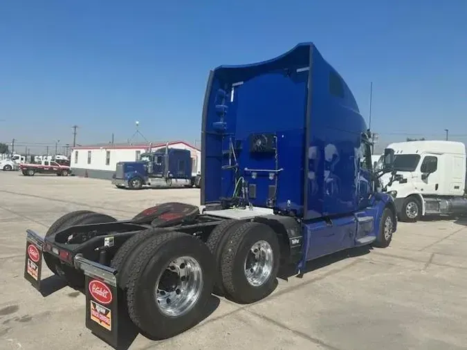 2021 Peterbilt 579