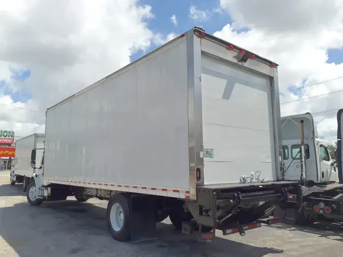 2018 FREIGHTLINER M2 106