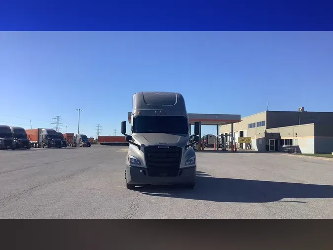 2025 Freightliner Cascadia 126ecaf11289432a9fb9997c4a5fef7a8d9