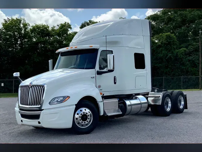 2023 INT LT625 6x4