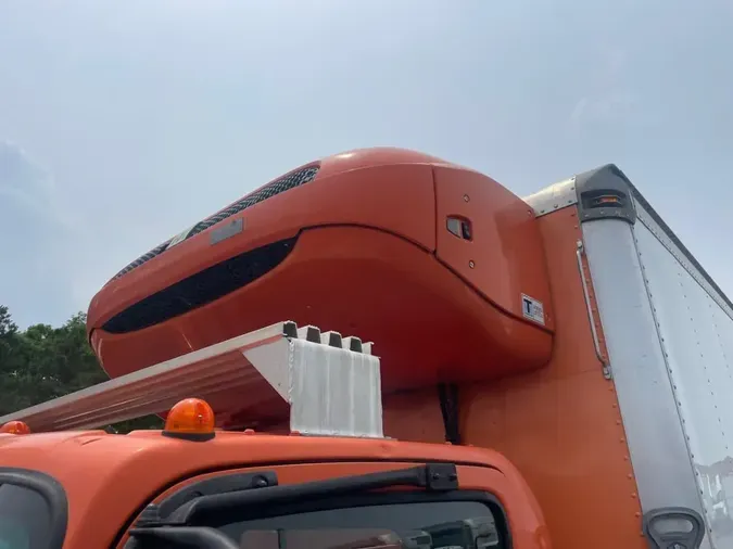 2019 ISUZU NQR