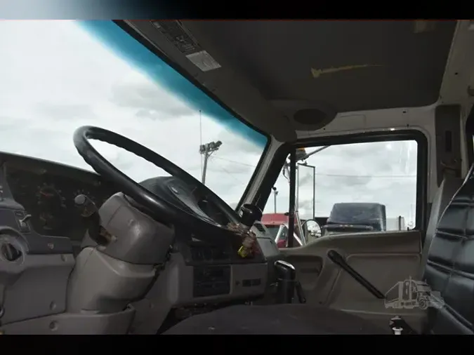 1998 FORD LT8000