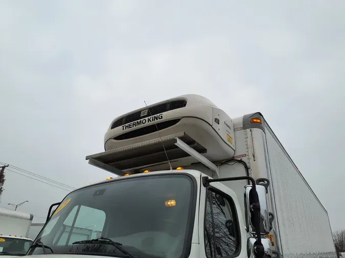 2019 FREIGHTLINER/MERCEDES M2 106