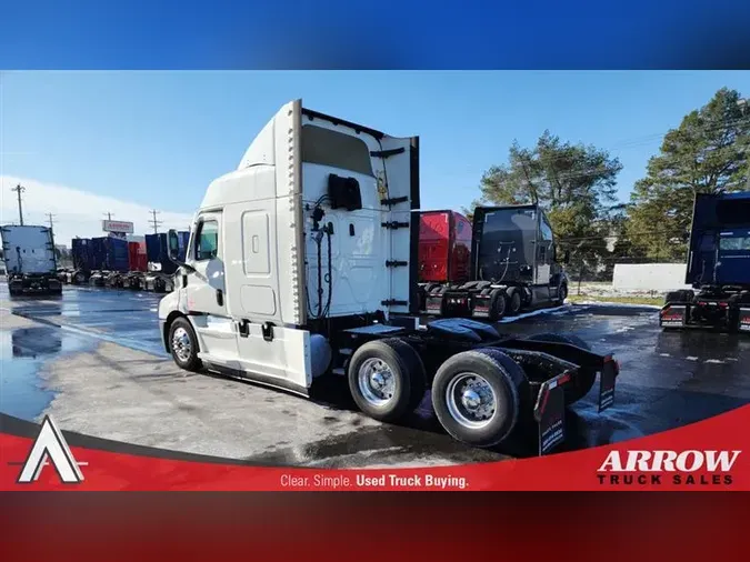 2021 FREIGHTLINER CASCADIA