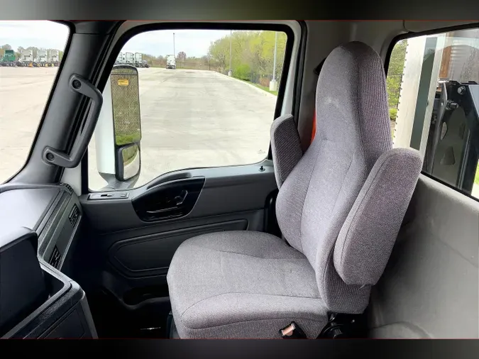 2020 INT LT625 6x4