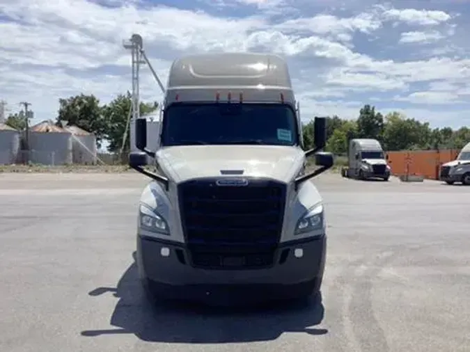 2023 Freightliner Cascadia