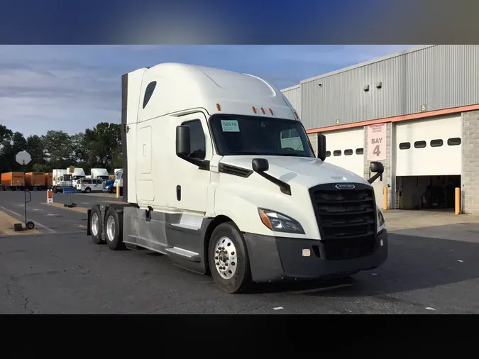 2020 Freightliner Cascadia 126ecc4896a160e51ba4812a05713fa4f53