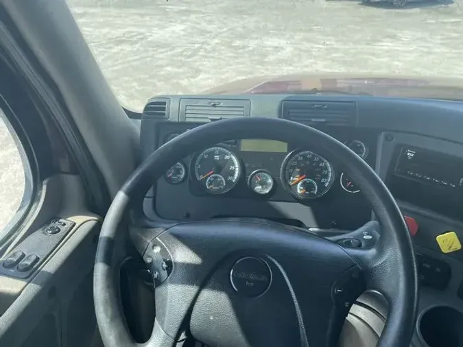 2016 Freightliner Cascadia