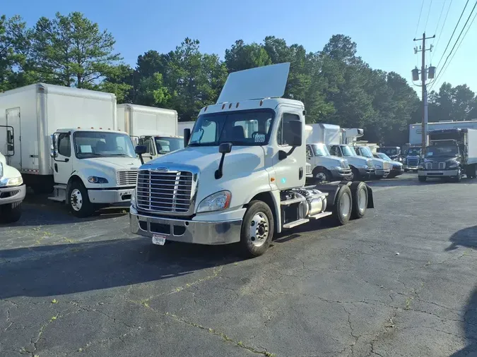 2018 FREIGHTLINER CASCADIA 125