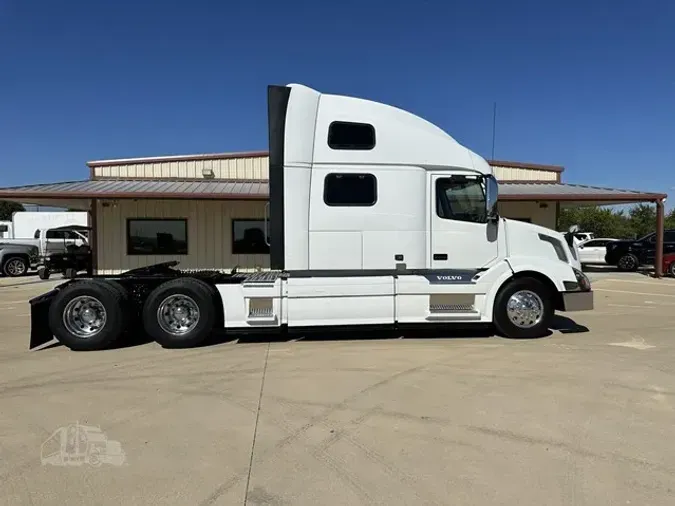 2018 VOLVO VNL64T780