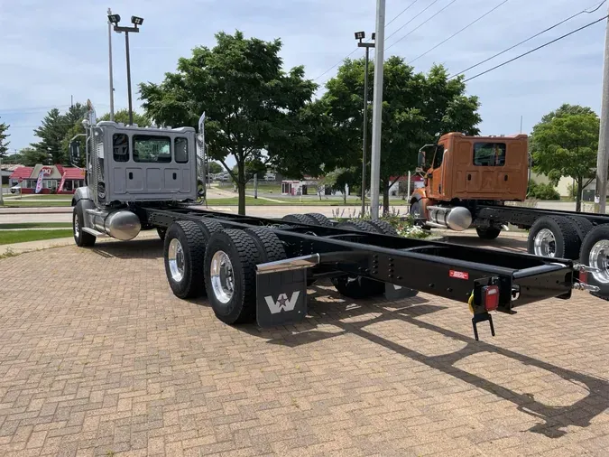 2025 Western Star 49X