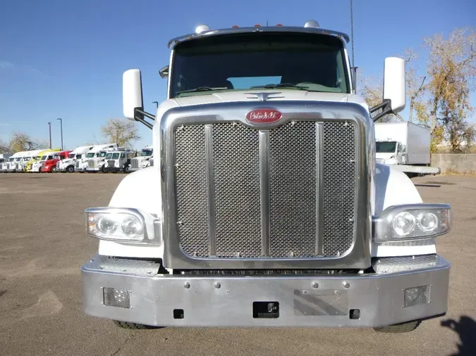 2018 Peterbilt 567