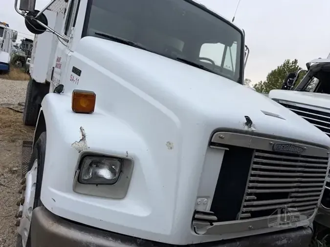 1996 FREIGHTLINER FL70ecd89b4f9e15a85f5a0c5c1bedd2acef