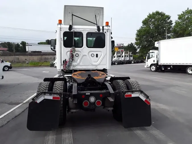 2020 FREIGHTLINER NEW CASCADIA 116