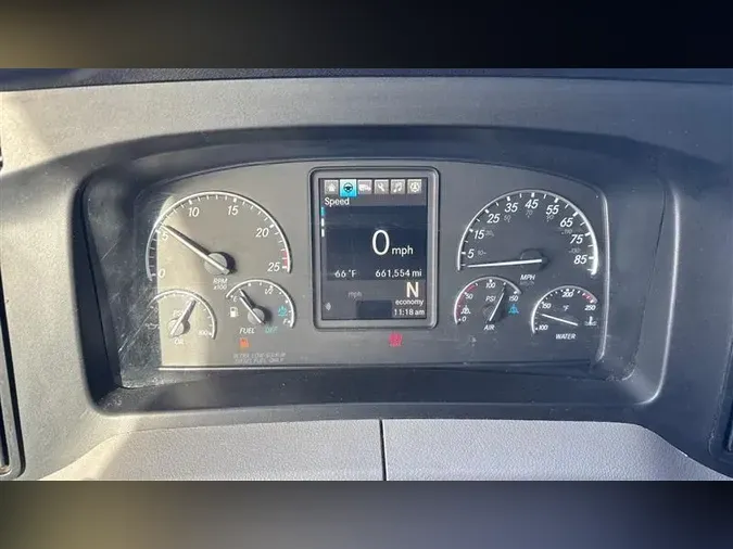 2019 FREIGHTLINER CASCADEVO1