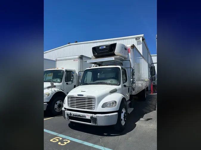 2018 FREIGHTLINER/MERCEDES M2 106