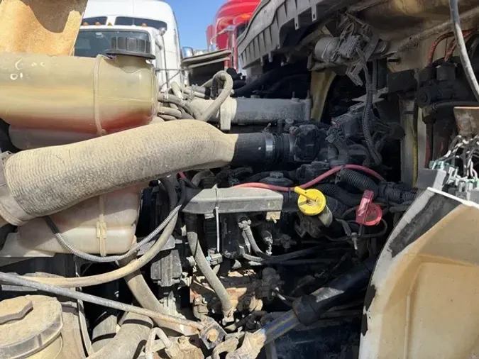 2011 INTERNATIONAL DURASTAR 4400