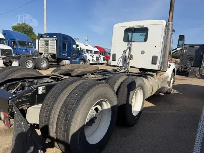 2015 PETERBILT 579