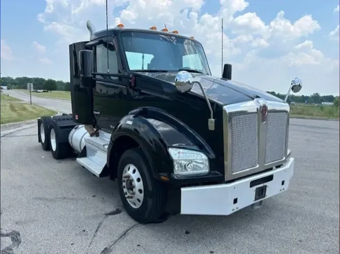 2020 Kenworth T880ece7ab053d2d6a019dac2d62b5156296