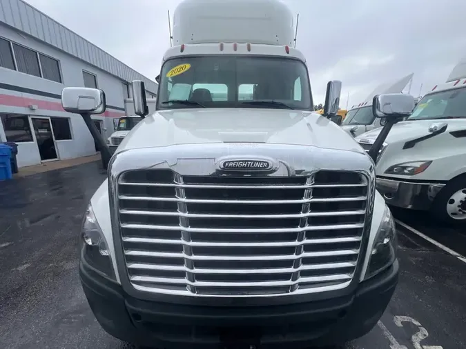 2020 FREIGHTLINER CASCADIA 125