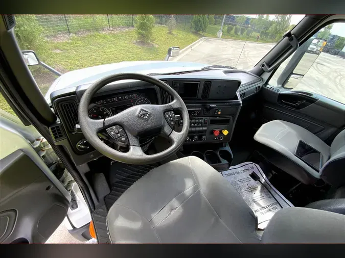 2019 INT LT625 6x4