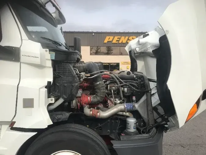 2020 Freightliner T12664ST