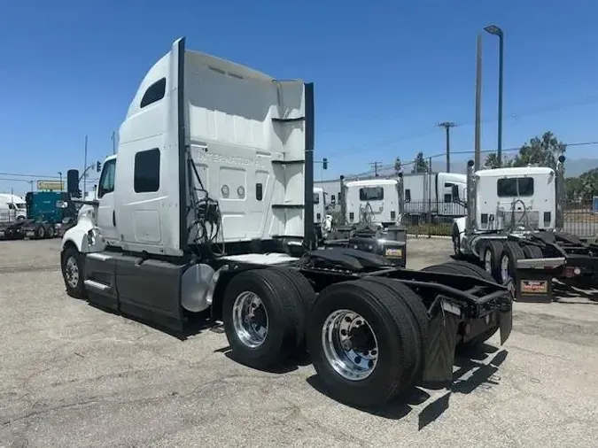 2022 International LT625