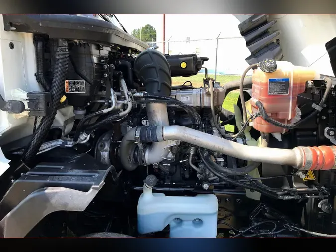 2023 INT LT625 6x4
