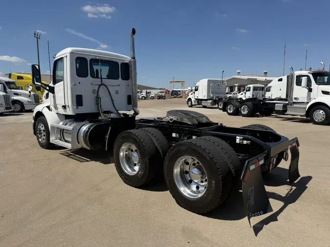 2021 Peterbilt 579ecf24aa2986f42c61d0e7fa9e0d4b663